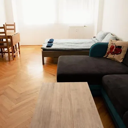 Apartment Bozo