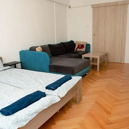Apartment Bozo *
